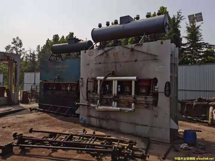 貼面熱壓機(jī) 貼面熱壓機(jī)