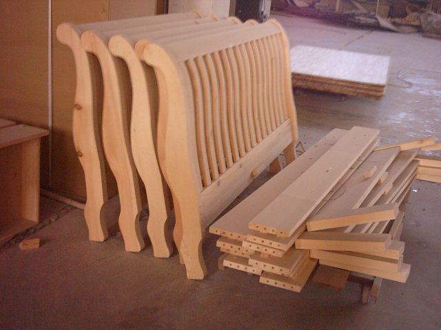 pine bed